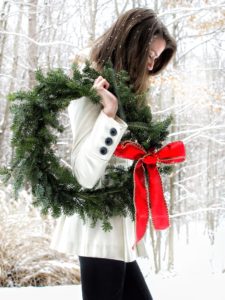 How to Make a Christmas Wreath