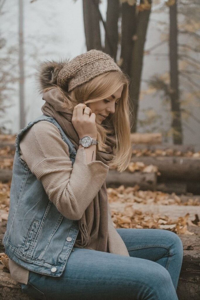 girl wearing a beanie hat in fall