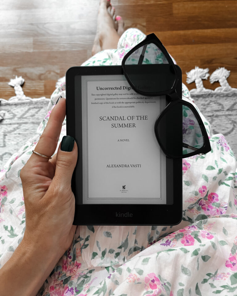 Scandal of the Summer byAlexandra Vasti book cover